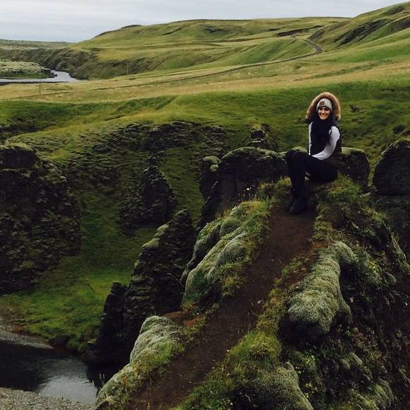 Meet your Posher, Mitra - Picture 1 of 1